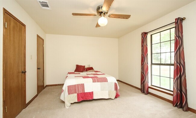 Building Photo - 17406 Bobcat Trail