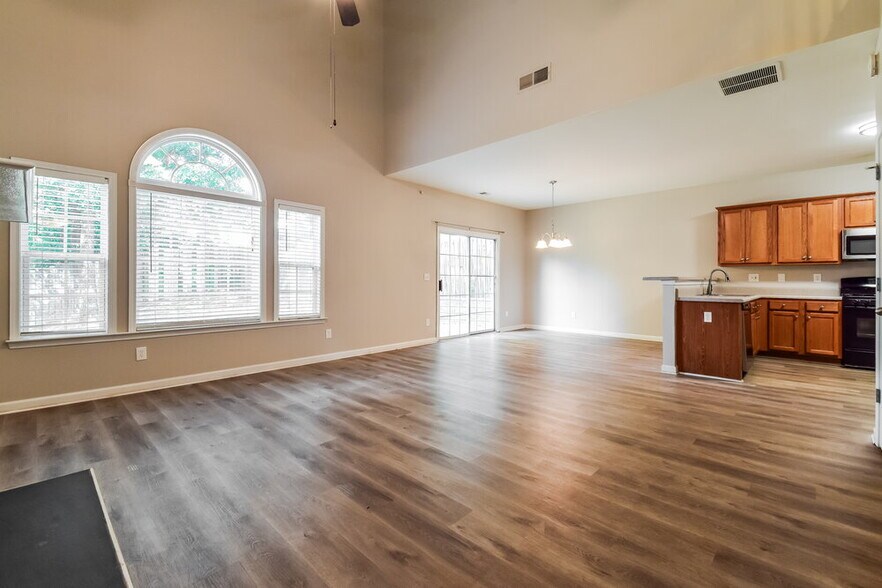 Building Photo - 2740 Gatewater Ct