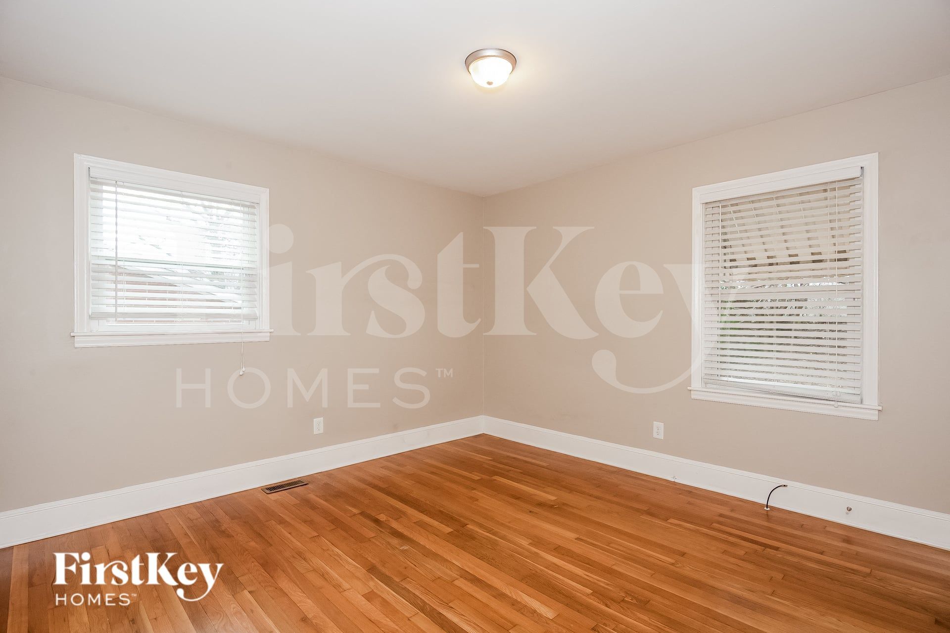 Building Photo - 1421 Waddell St