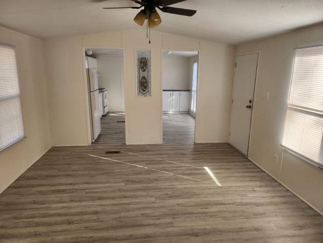 Building Photo - 1512 Orchard Farm Ln