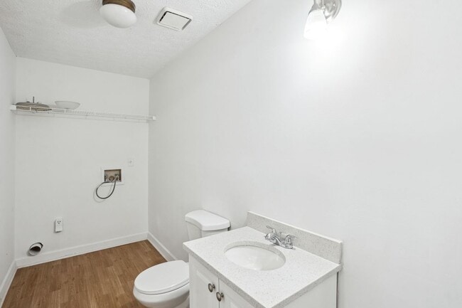 Building Photo - 8298 Blackfoot Trail