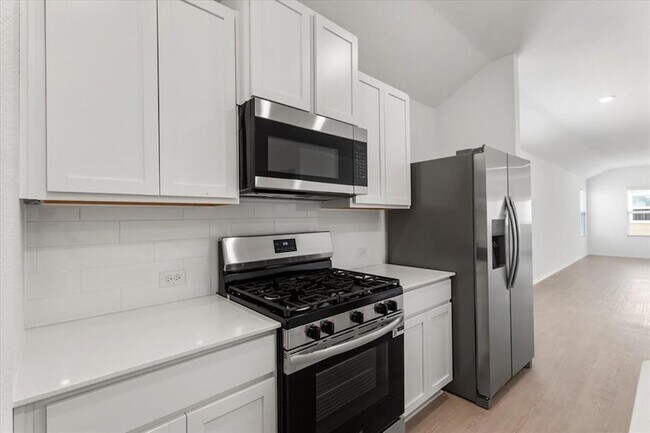 Building Photo - 216 Herald Dr