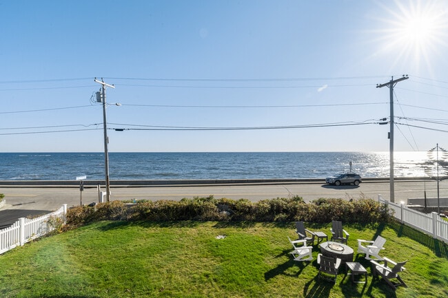 Building Photo - 207 Beach Ave