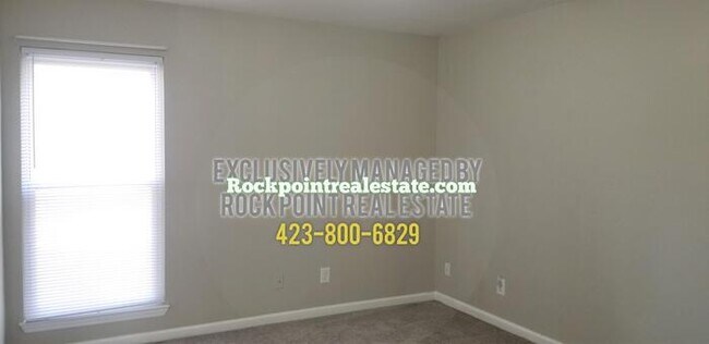 Building Photo - Great Townhome in Hixson!