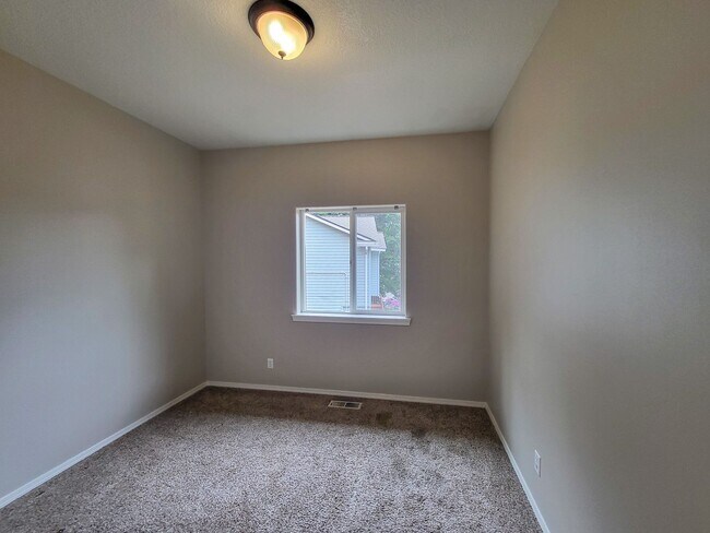 Building Photo - 2345 Mule Deer Ct NW