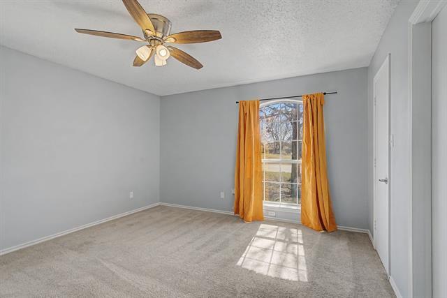 Building Photo - 114 Prairie Creek Cir