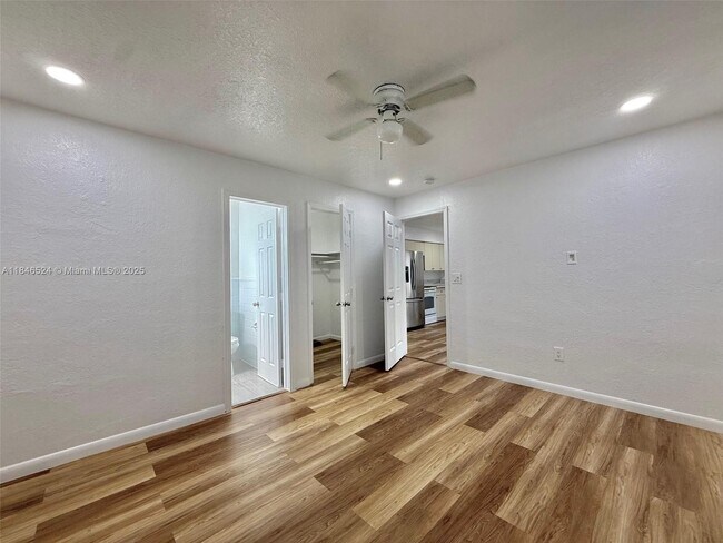 Building Photo - 64 NE 78th St