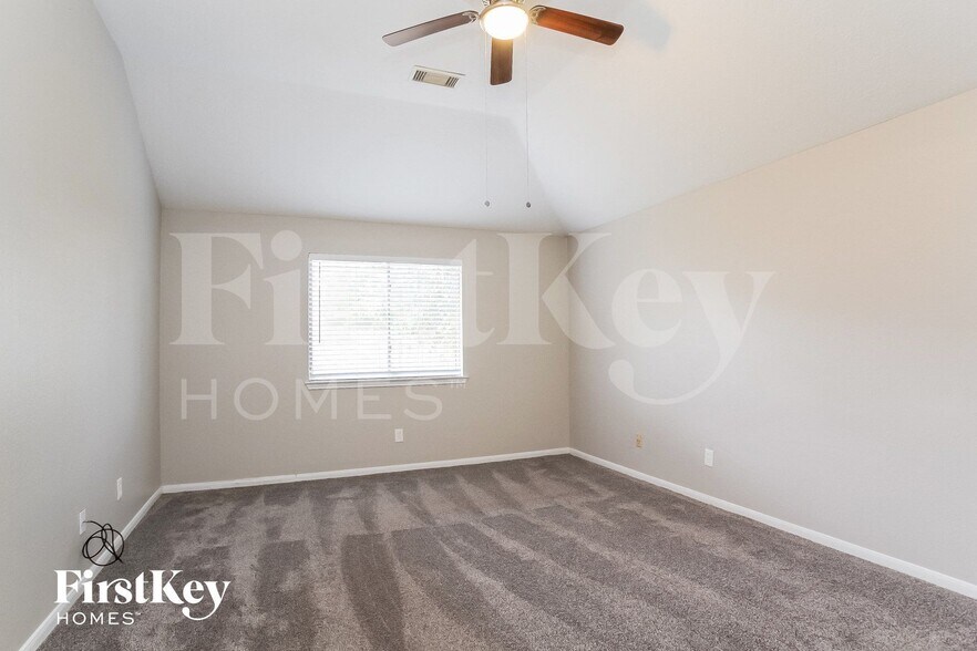 Building Photo - 19442 Elmtree Estates Dr