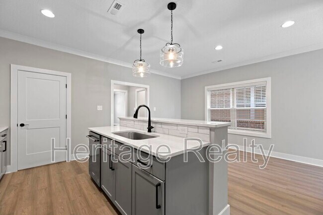 Building Photo - 7224 Sassafras Wy