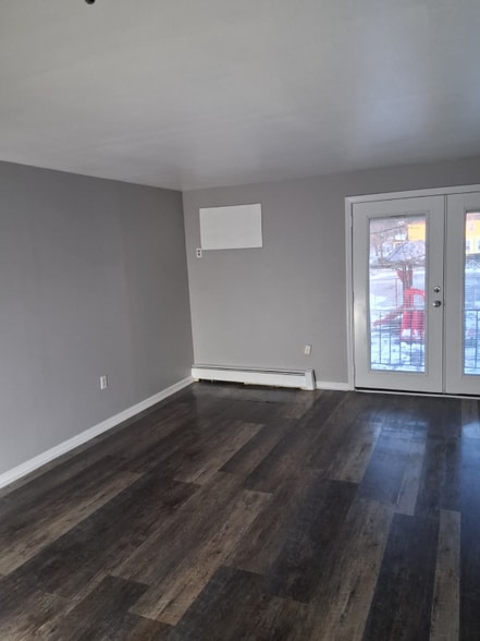 Building Photo - 13540 Superior Rd