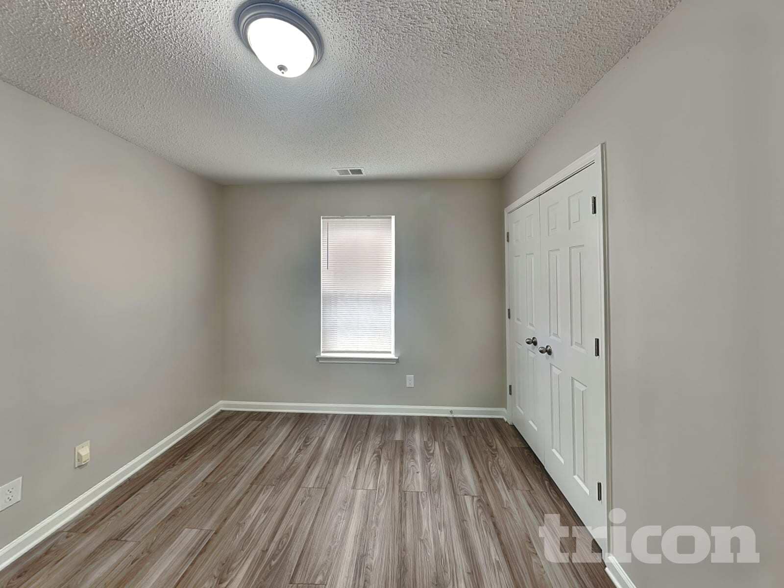 Building Photo - 2103 Wexford Way