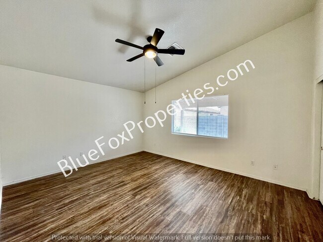 Building Photo - 3117 S Nastar Dr