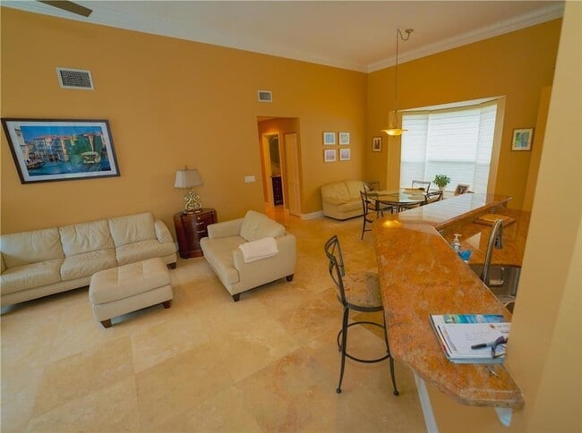Building Photo - 20107 Ocean Key Dr