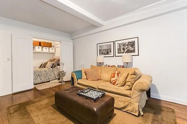 Building Photo - 333 W 56th St