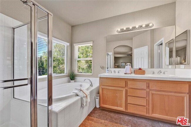 Building Photo - 4100 Waterville Ct
