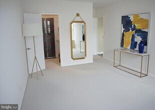 Building Photo - 5500 Holmes Run Pkwy