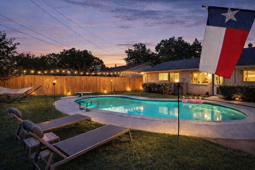 Building Photo - 2017 Meadow Lark