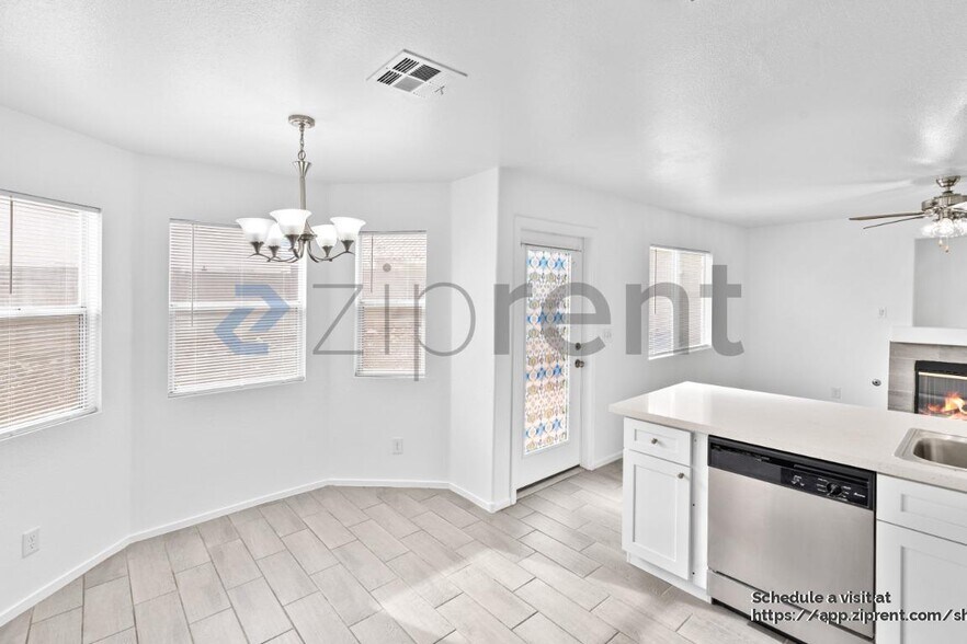 Building Photo - 2085 Lipari Ct