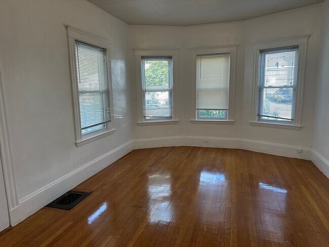 Building Photo - 51 Flynt St