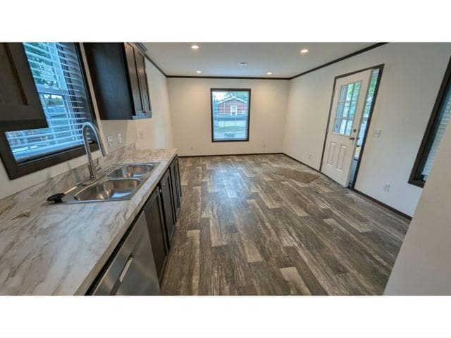 Building Photo - 114 Lynn Ln