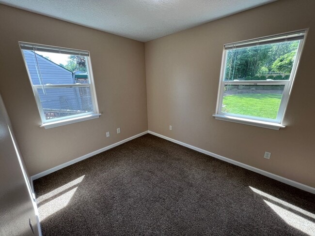 Building Photo - Wood Village Two Bedroom