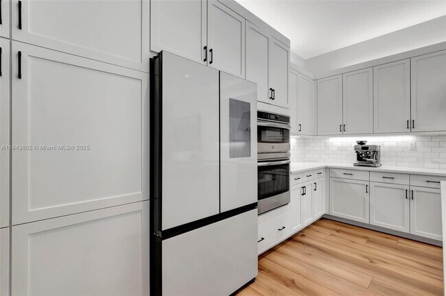 Building Photo - 8608 Torrey Isles Terrace