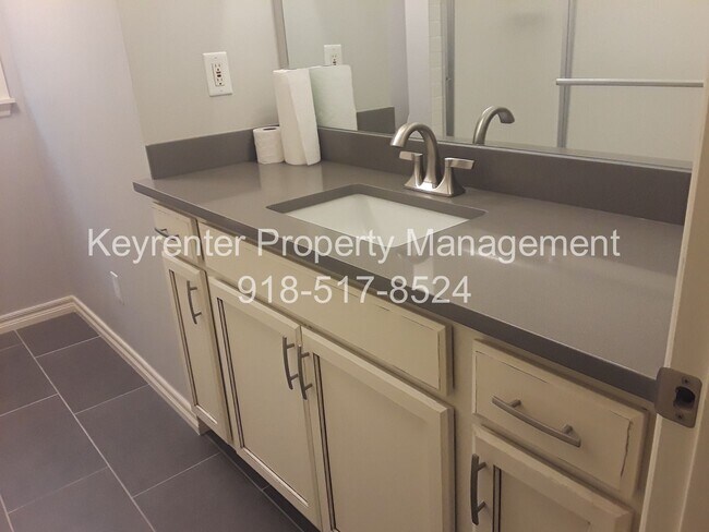 Building Photo - Lafortunate Park | 3 Bed | 2 Bath | Available end of June