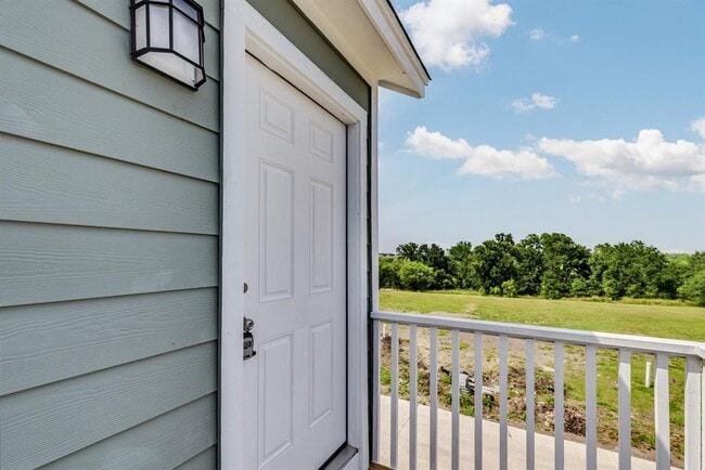 Building Photo - 1628 Arbor Knot Dr
