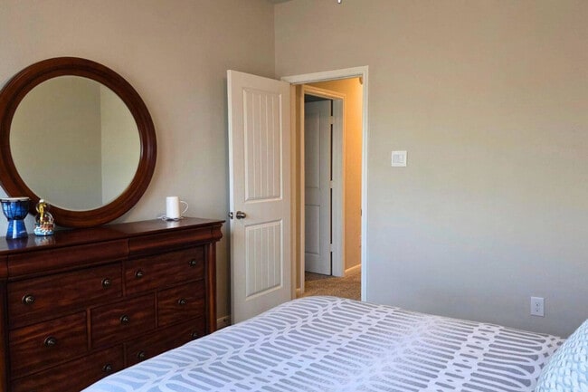 Building Photo - 3803 Lancer Cir