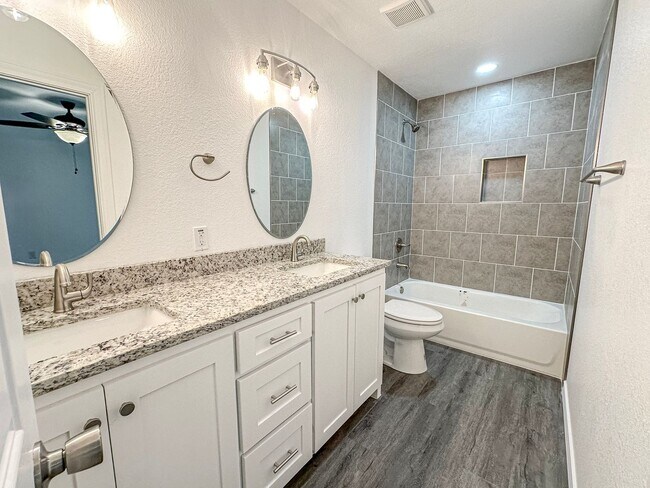 Building Photo - *NEW CONSTRUCTION* 3-Bedroom 2-Bathroom House Near Baylor!