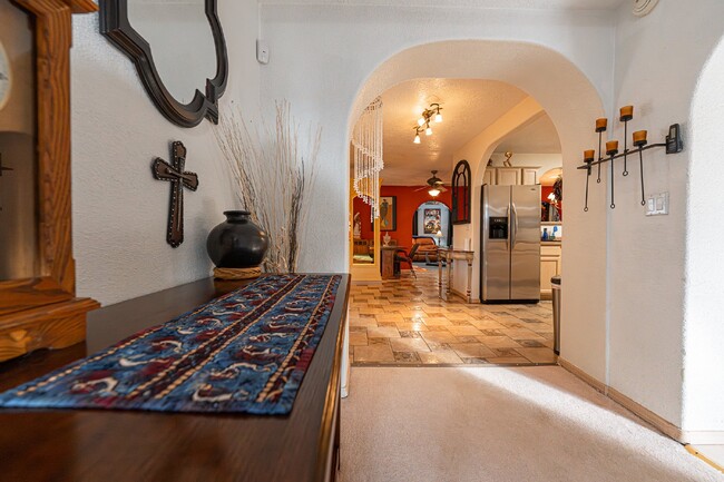 Building Photo - Desert Oasis – Furnished Executive Room in...