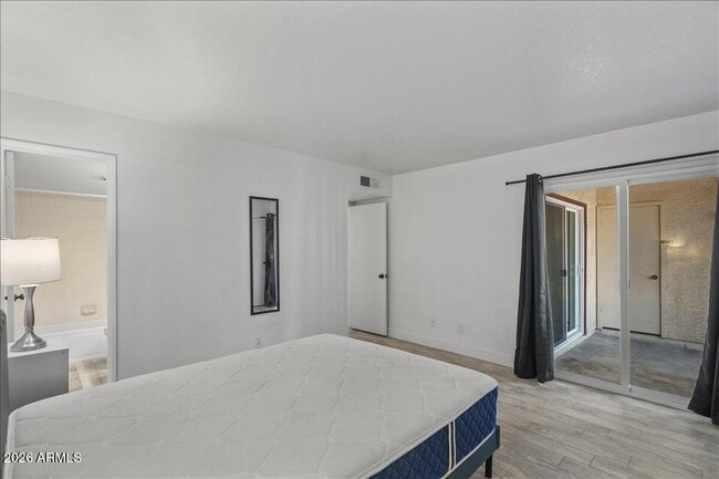 Building Photo - 2515 N 52nd St