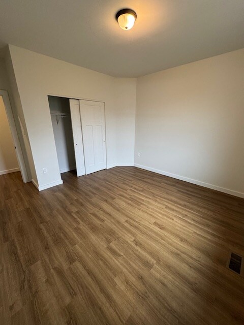 Building Photo - 802 Fritz Ave