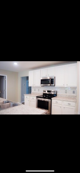 Building Photo - 4629 Integrity Ct