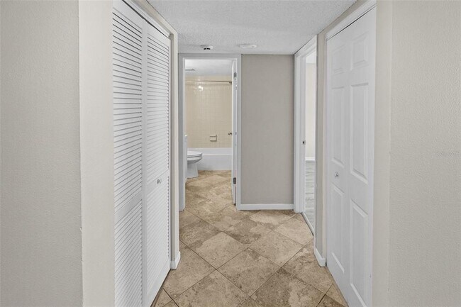 Building Photo - 3706 Greenery Ct