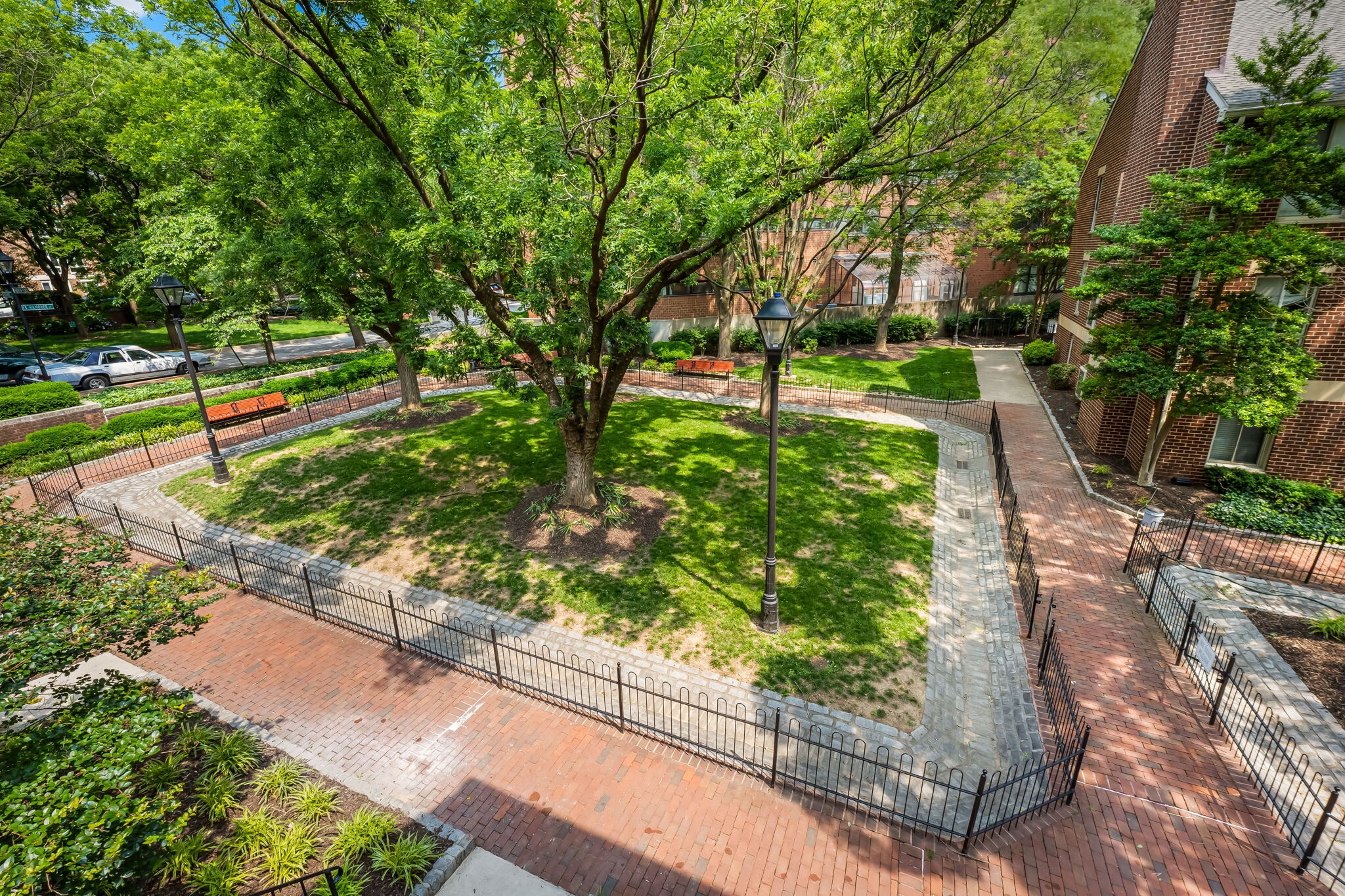 Building Photo - 21 Andrew Pl