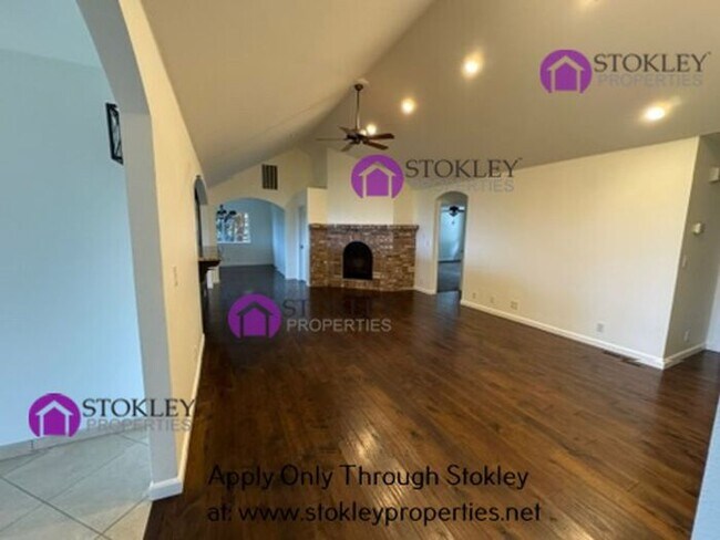 Building Photo - 121 Monte Sereno