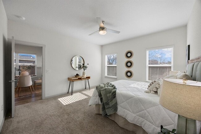 Building Photo - 100 Deserti Rd