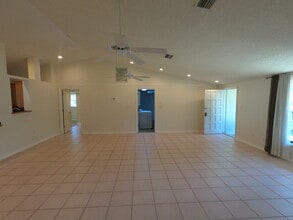Building Photo - 4063 Prescott St