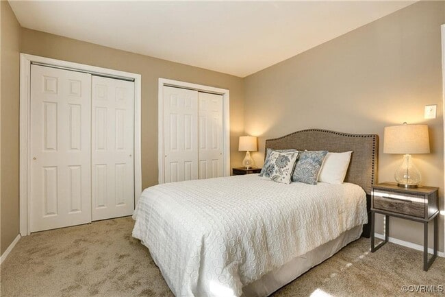 Building Photo - Amenities and Utilities included Richmond Condo Near VCU and UR