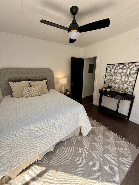 Building Photo - 5611 Joe Sayers Ave