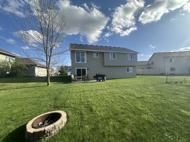 Building Photo - 21476 Lena Trail