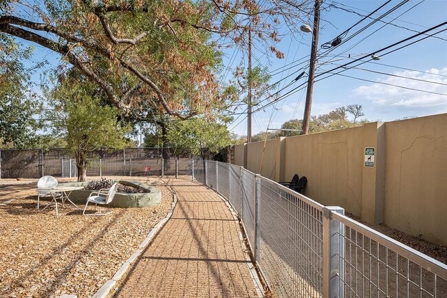 Building Photo - 1101 Grove Blvd