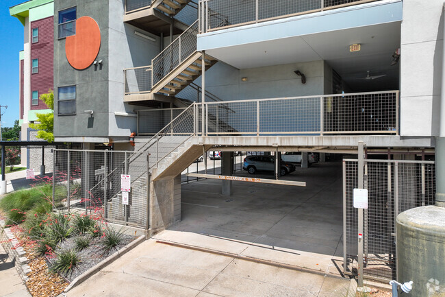 Entrance - Buzz Lofts