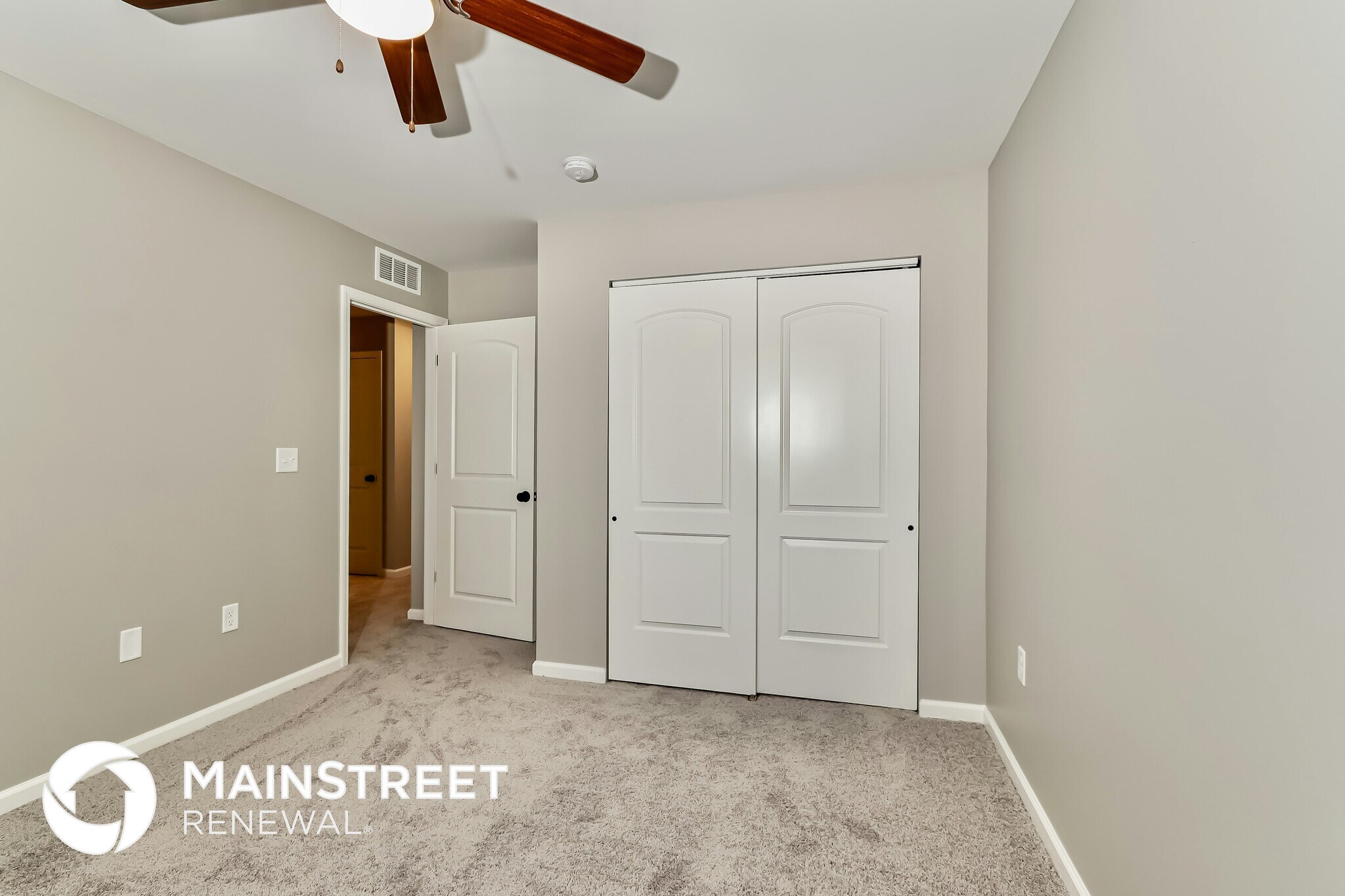 Building Photo - 2073 Paddle Wheel Dr