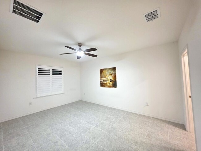 Building Photo - Vero Beach Rentals. Vero Beach Rent, LLC and Property Management Company