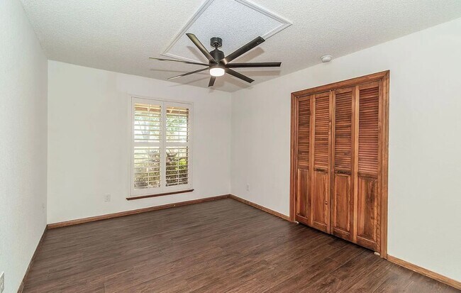 Building Photo - Single Family Home