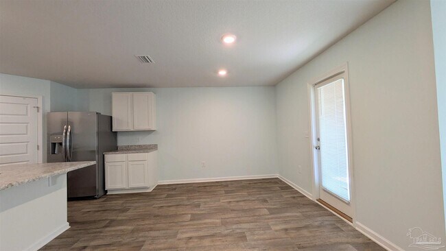 Building Photo - 10624 Queens Gate Cir
