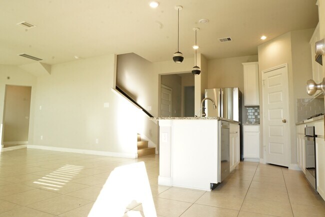 Building Photo - 11215 Pavonia Creek Ct