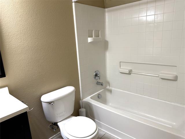 Building Photo - 2732 Morning Song Dr